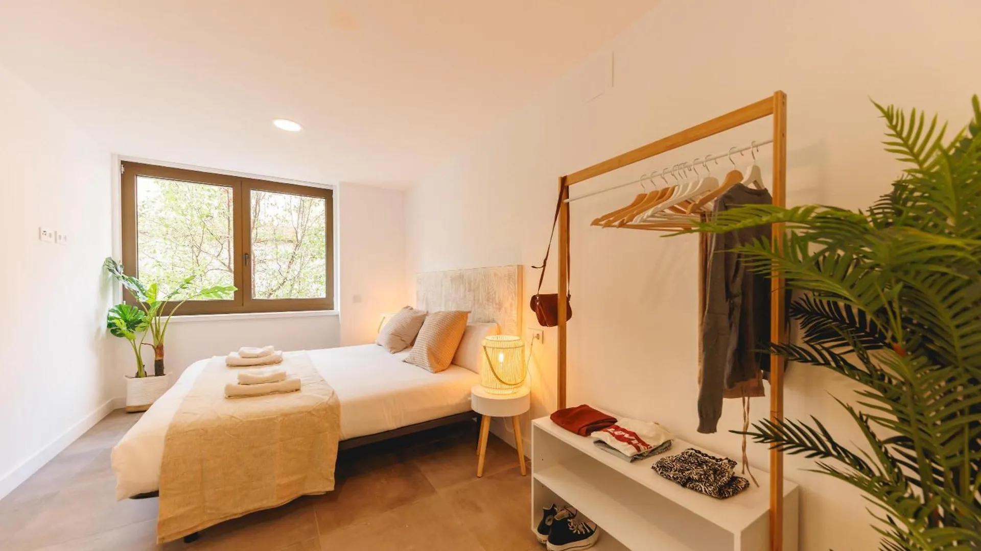 Lejlighed Bravissimo Turbau Entresol B, With 3 Bedrooms Girona Spanien