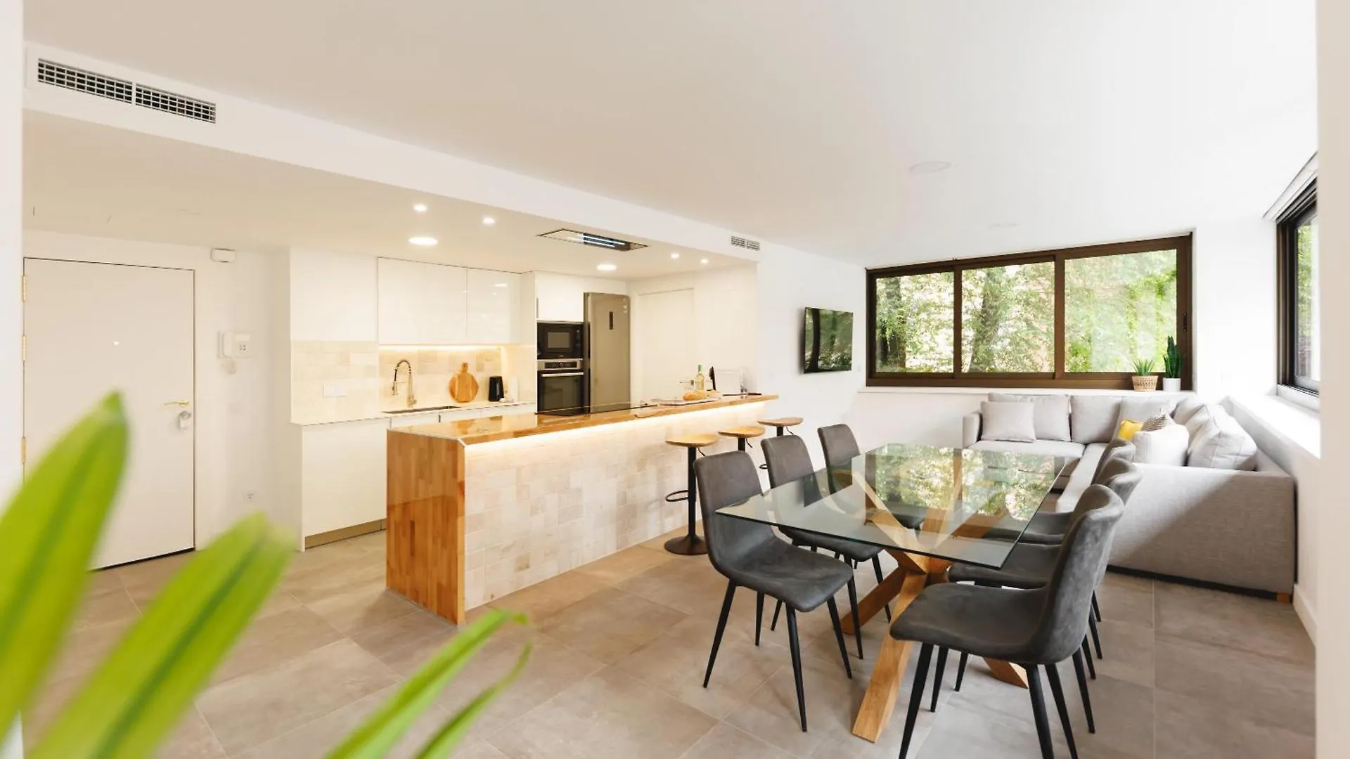 Lejlighed Bravissimo Turbau Entresol B, With 3 Bedrooms Girona